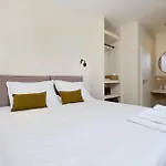 Casa Esempio *